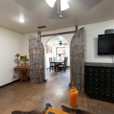 Image 10 (Large)